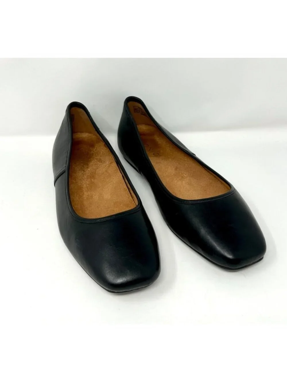 Vionic Orinda Women’s Black Calf Leather Ballet Flats Size 7.5W Orthotic Support